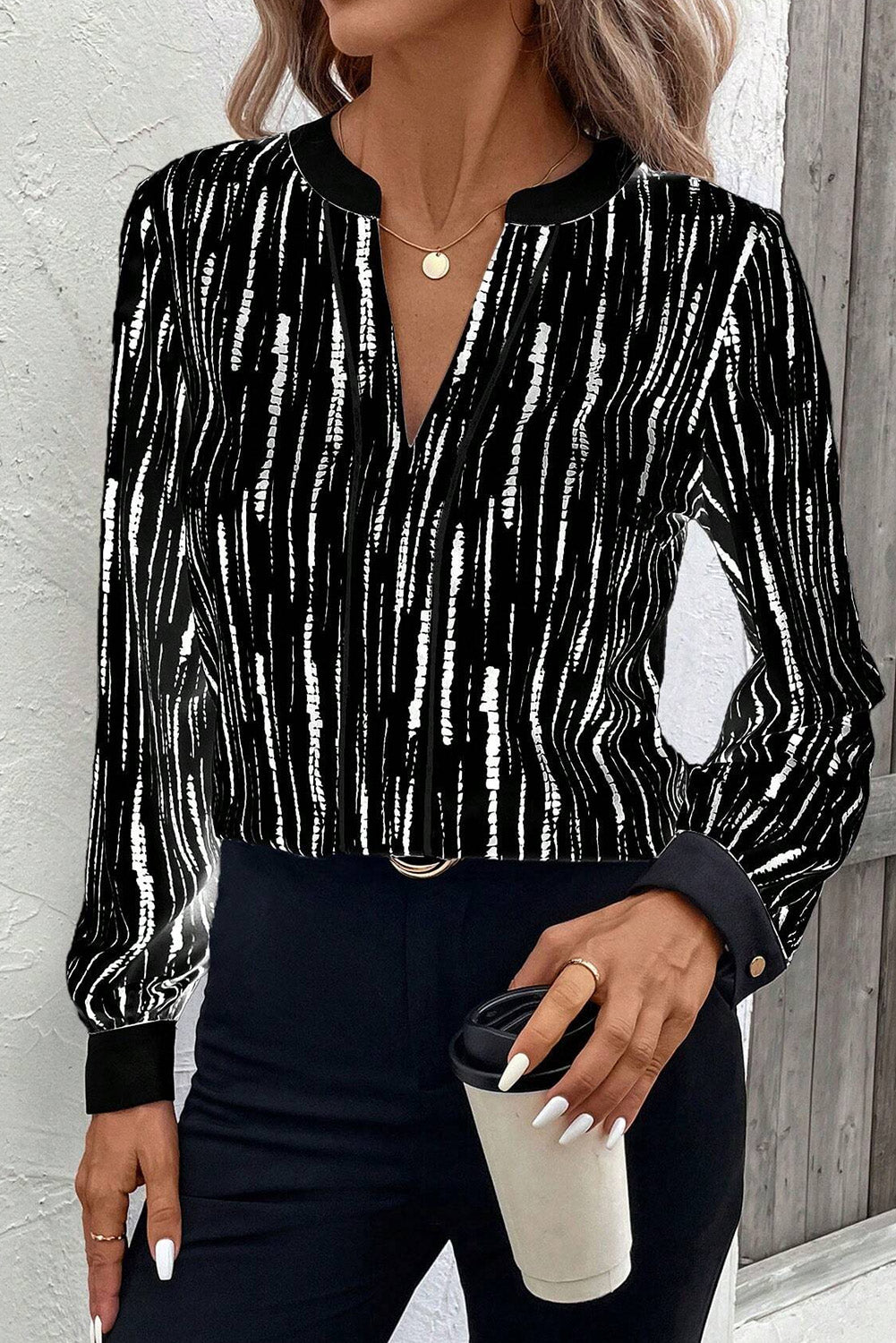 Black Spring and Autumn Abstract Print V-neck Long-sleeve Blouse