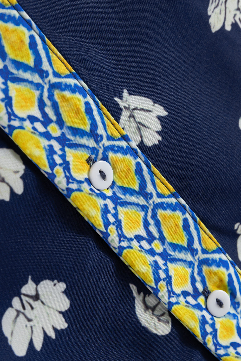 Blue Floral Print Half Sleeve Contrast Trim V Neck Blouse